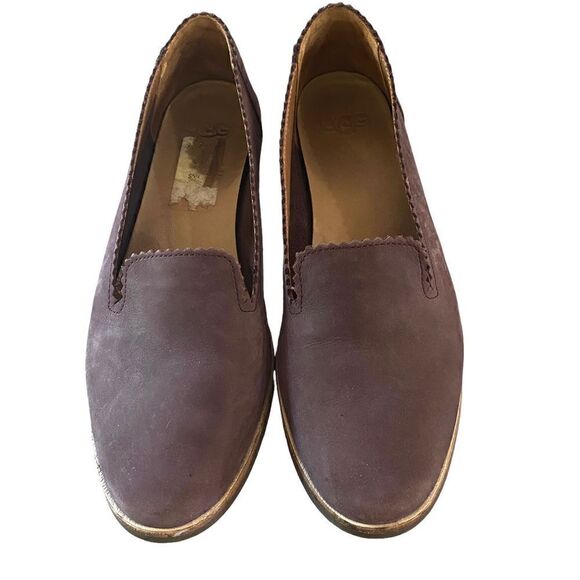 UGG Eggplant Loafers Size 7 S/N 1018363 flats scalloped edge - Picture 1 of 7